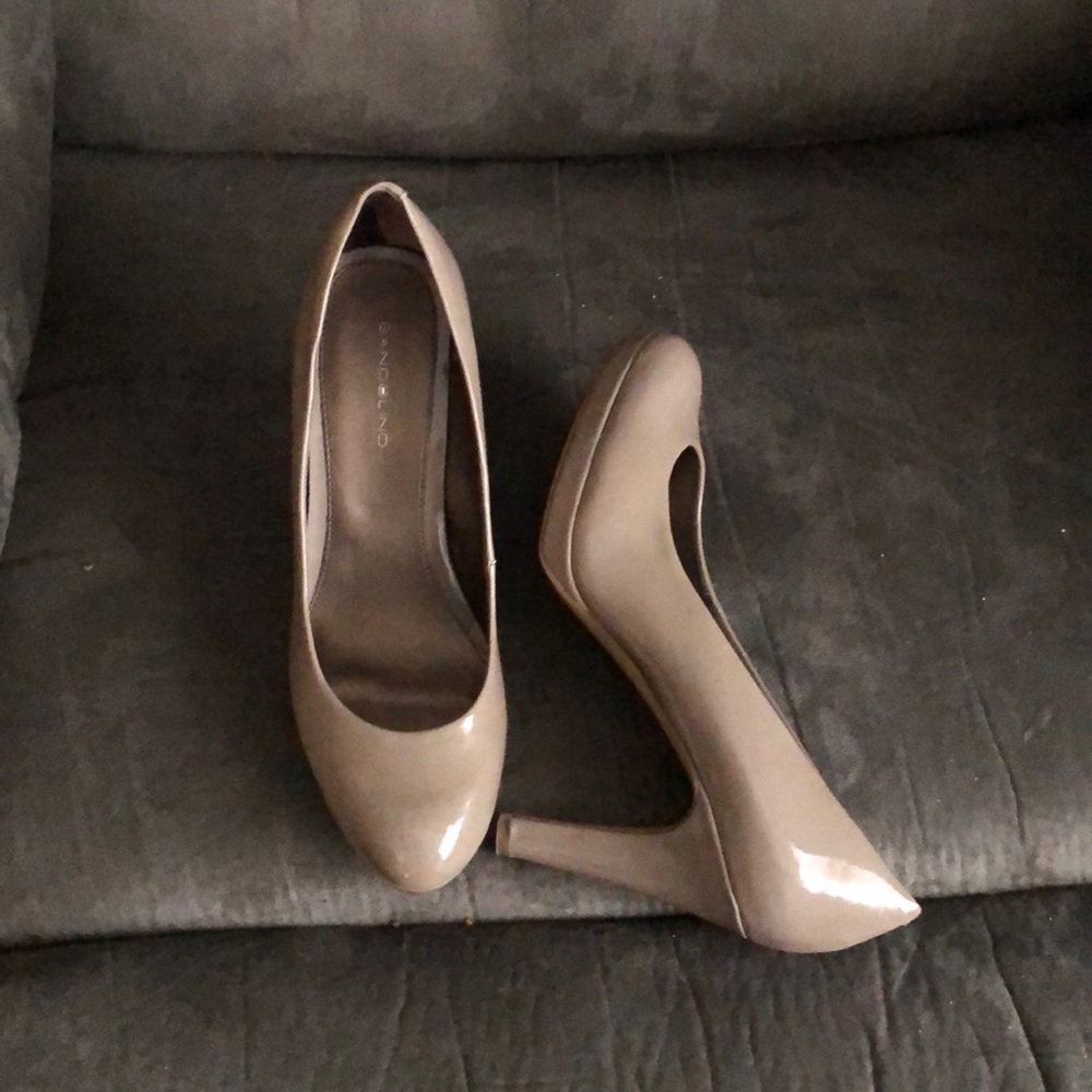 Beige shoes